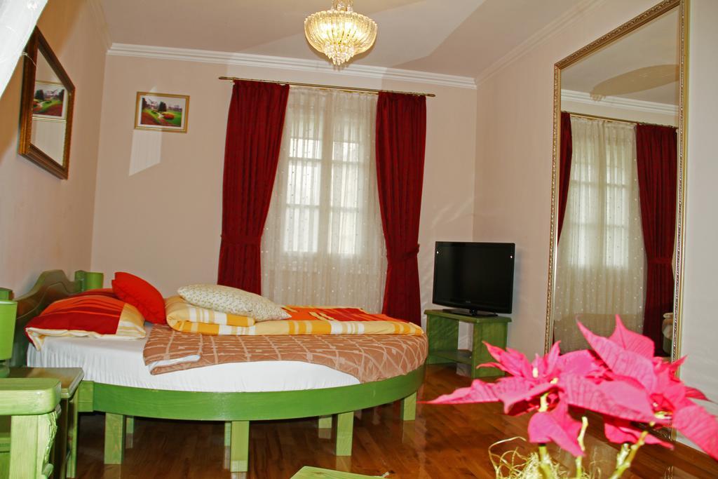 كارلوفاتش Rooms Su Su المظهر الخارجي الصورة
